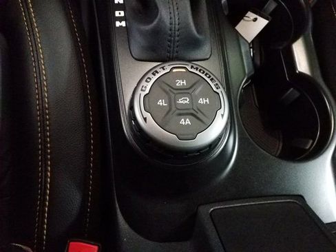 Used 2023 Ford Bronco Badlands w/ Sasquatch Package image 8