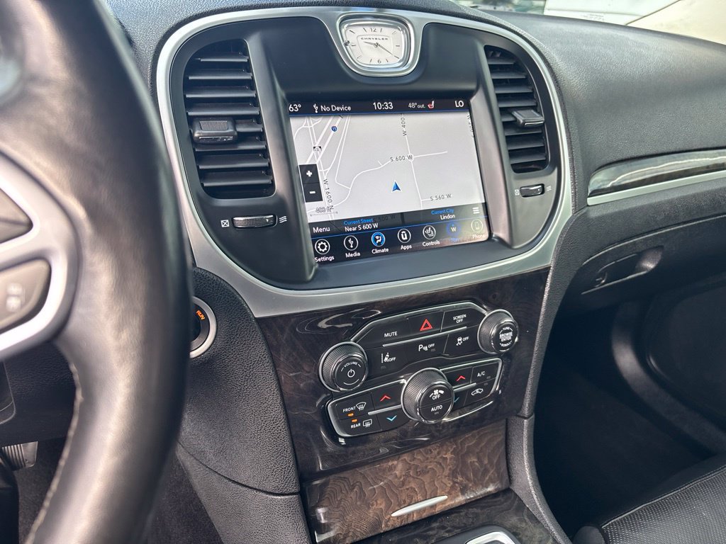 Used 2019 Chrysler 300 Limited w/ Safetytec Plus Group RWD image 11