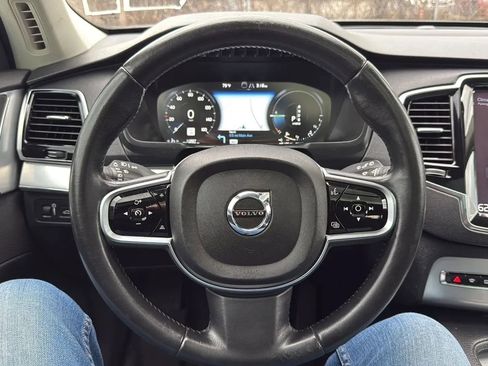 Used 2016 Volvo XC90 T8 Momentum w/ Vision Package AWD/4WD image 10
