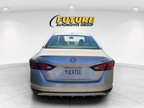 Certified 2024 Nissan Altima 2.5 SV FWD image 4