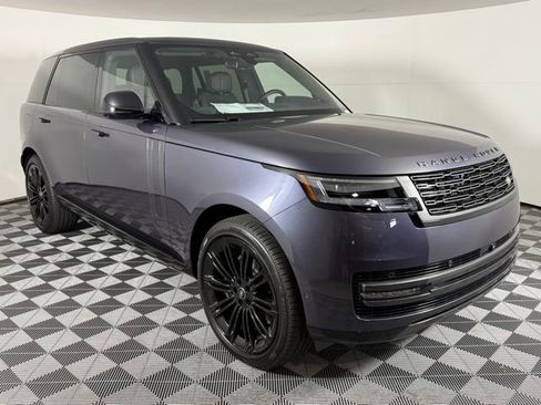 New 2025 Land Rover Range Rover Long Wheelbase SE image 9