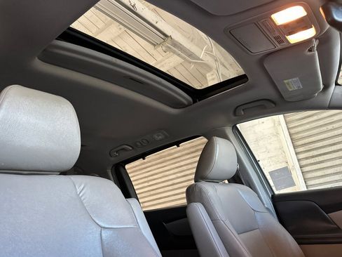 Used 2016 Honda Odyssey EX-L image 19