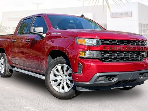 Used 2021 Chevrolet Silverado 1500 Custom image 1