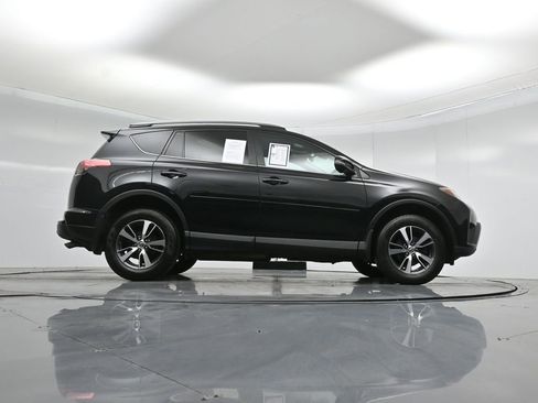Used 2017 Toyota RAV4 XLE w/ Protection Package image 46