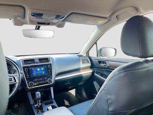 Used 2019 Subaru Outback 3.6R Limited AWD/4WD image 24
