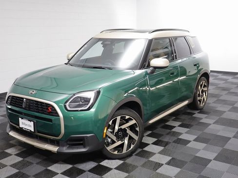 Certified 2025 MINI Cooper Countryman S image 2