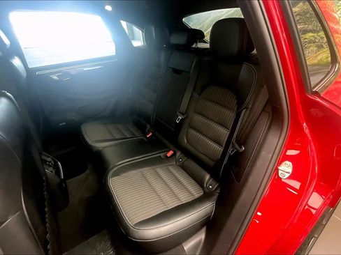 Used 2024 Porsche Macan Turbo image 20