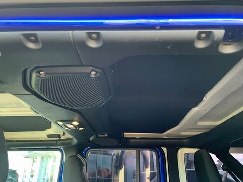 Used 2019 Jeep Wrangler Unlimited Sport S image 16