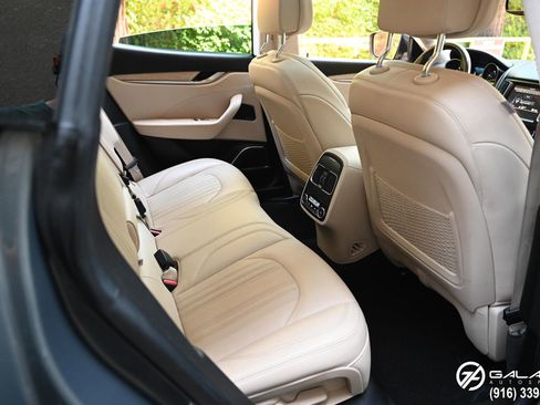 Used 2017 Maserati Levante S image 16