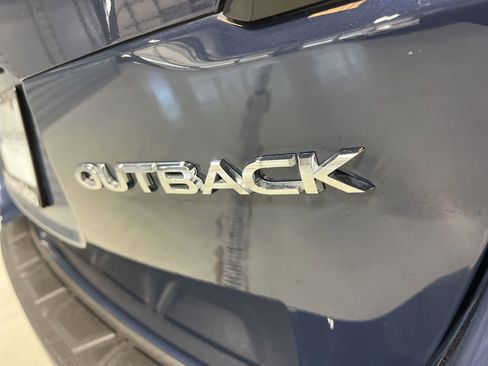 Certified 2025 Subaru Outback Limited w/ Tech Package 2 AWD/4WD image 18