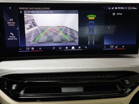 New 2026 BMW 330i xDrive Sedan w/ Premium Package image 10