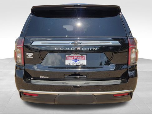 Used 2023 Chevrolet Suburban High Country w/ Max Trailering Package AWD/4WD image 7