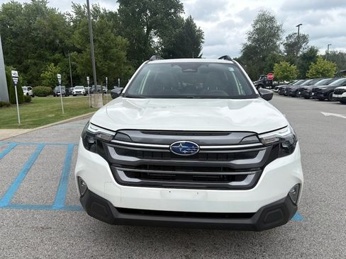Used 2025 Subaru Forester Premium w/ Protection Package (1PH) AWD/4WD image 3