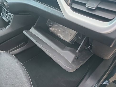 Used 2021 GMC Terrain SLT image 70