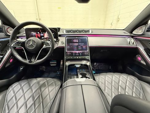 Used 2023 Mercedes-Benz S 580 4MATIC Sedan image 35