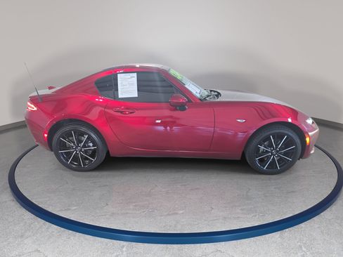 Used 2025 MAZDA MX-5 Miata RF Grand Touring RWD image 5