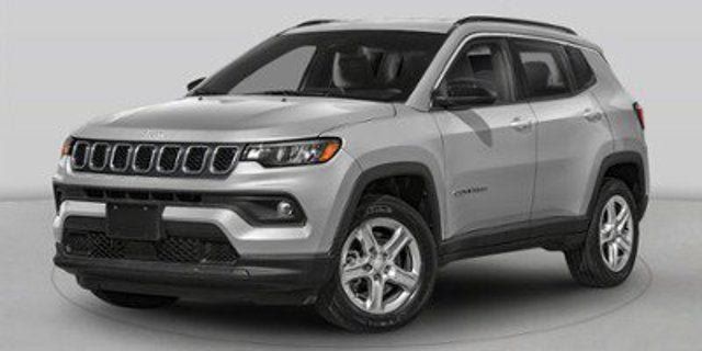 Certified 2025 Jeep Compass Limited AWD/4WD image 1