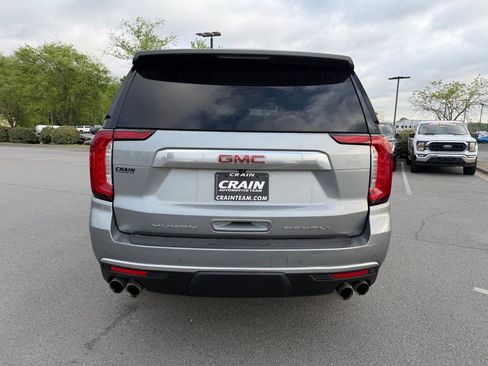 Used 2023 GMC Yukon Denali AWD/4WD image 6