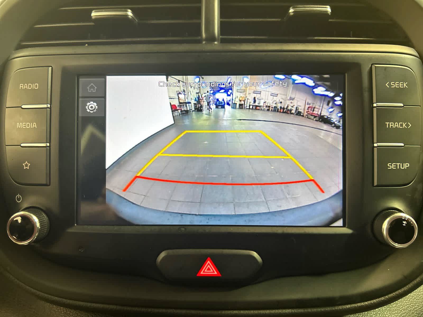 Used 2022 Kia Soul LX FWD image 5