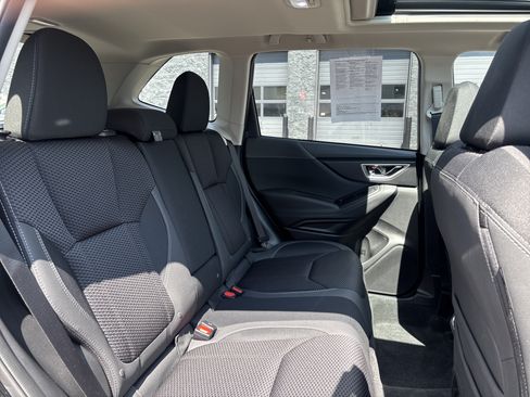 Used 2024 Subaru Forester Premium AWD/4WD image 27