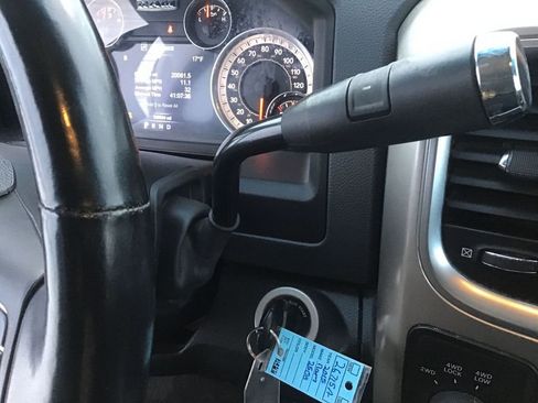 Used 2015 RAM 2500 Big Horn image 15