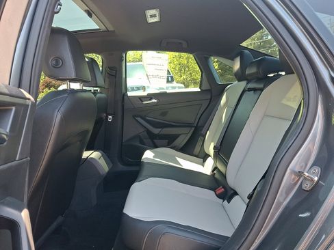 Used 2019 Volkswagen Jetta R-Line FWD image 10