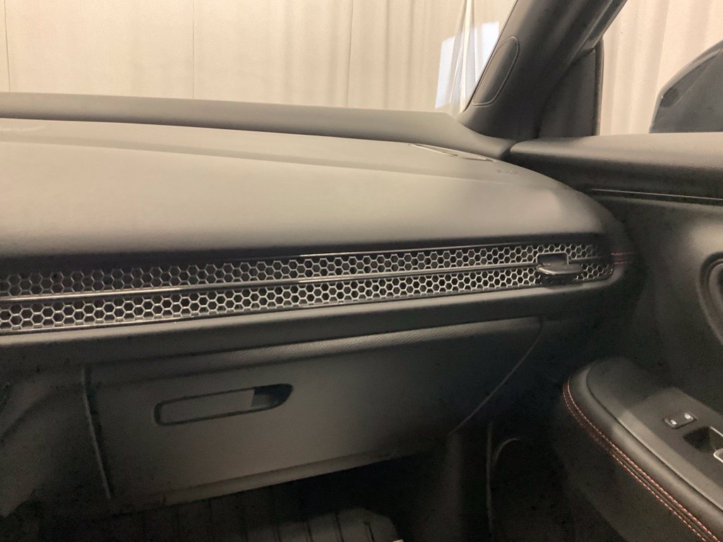 Used 2025 Honda HR-V Sport image 27