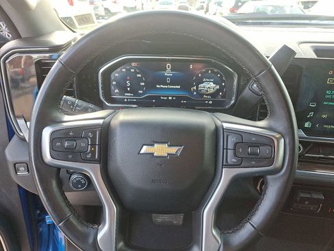 Used 2025 Chevrolet Silverado 1500 LT image 20
