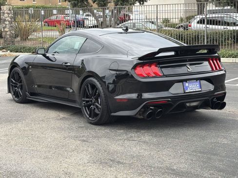Used 2020 Ford Mustang Shelby GT500 w/ Technology Package image 6