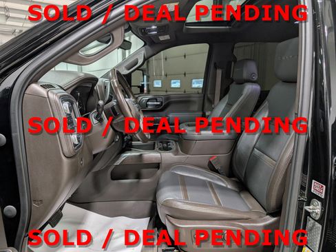 Used 2020 GMC Sierra 2500 Denali w/ Denali Ultimate Package AWD/4WD image 17