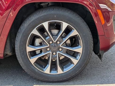 Certified 2023 Jeep Grand Cherokee Overland AWD/4WD image 34