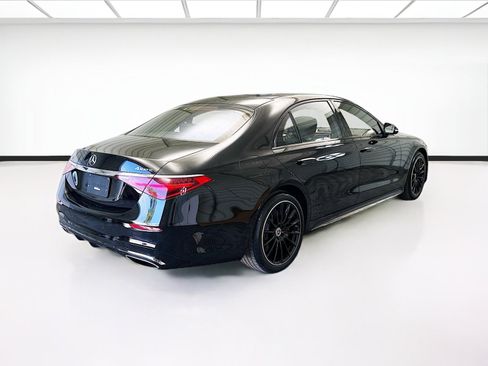 Used 2023 Mercedes-Benz S 580 S 580 w/ AMG Line image 4