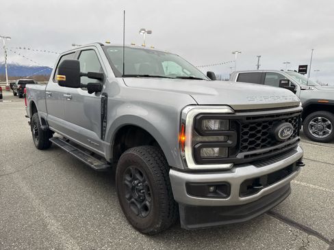 Used 2024 Ford F350 XLT w/ XLT Premium Package image 2