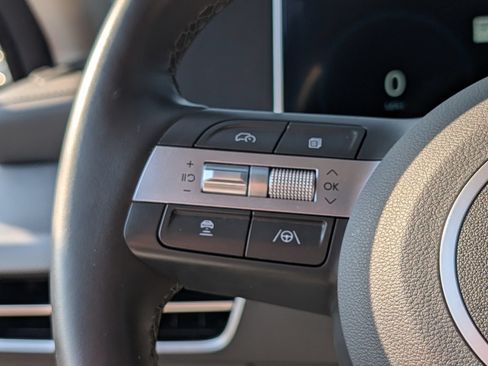 Used 2025 Hyundai Sonata SEL FWD image 30