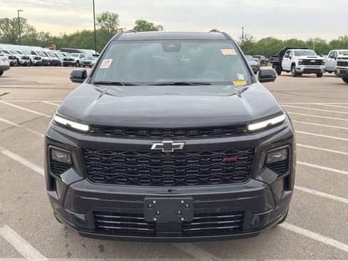 Used 2026 Chevrolet Traverse RS AWD/4WD image 9