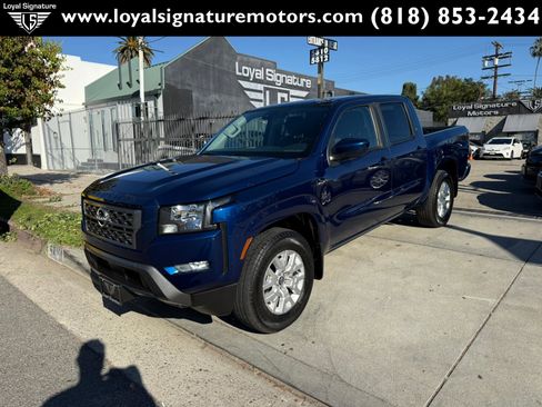 Used 2023 Nissan Frontier SV w/ SV Convenience Package image 3