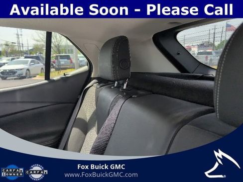 Certified 2023 Buick Encore GX Preferred w/ Cold Weather Comfort Package FWD image 6