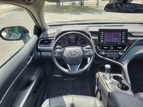 Used 2024 Toyota Camry SE FWD image 9