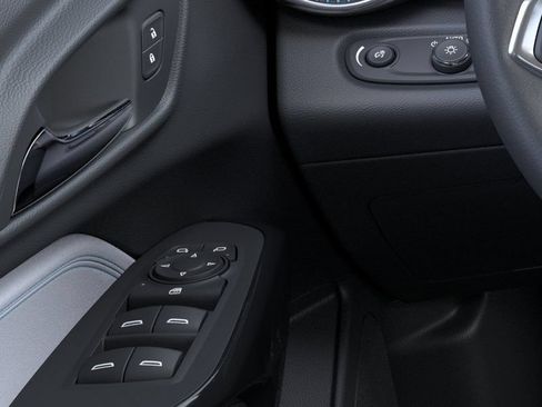 New 2026 Chevrolet Trax LT w/ Midnight Edition FWD image 30