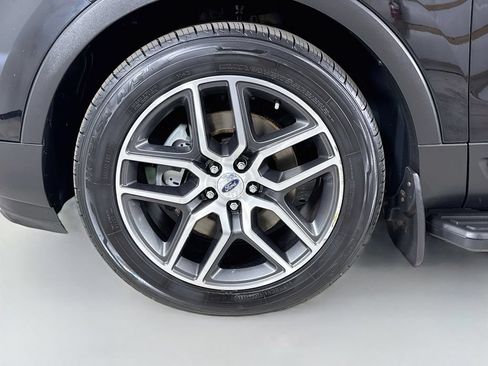 Used 2017 Ford Explorer Sport w/ Equipment Group 401A AWD/4WD image 35