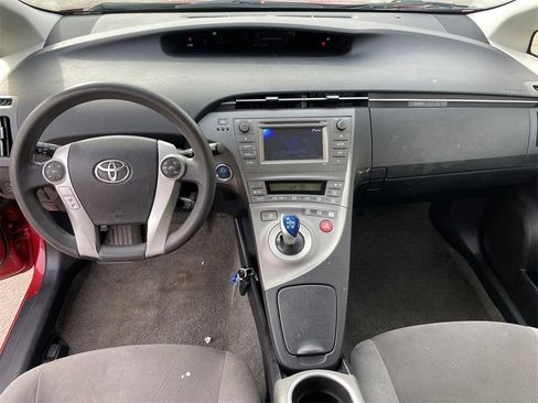 Used 2013 Toyota Prius Two image 15