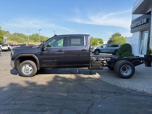 New 2026 GMC Sierra 3500 SLE w/ SLE Convenience Package AWD/4WD image 6