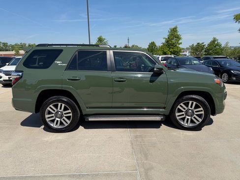 Used 2022 Toyota 4Runner TRD Sport w/ Technology Package AWD/4WD image 4