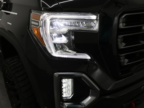 Used 2022 GMC Sierra 1500 AT4 w/ AT4 Premium Package AWD/4WD image 22