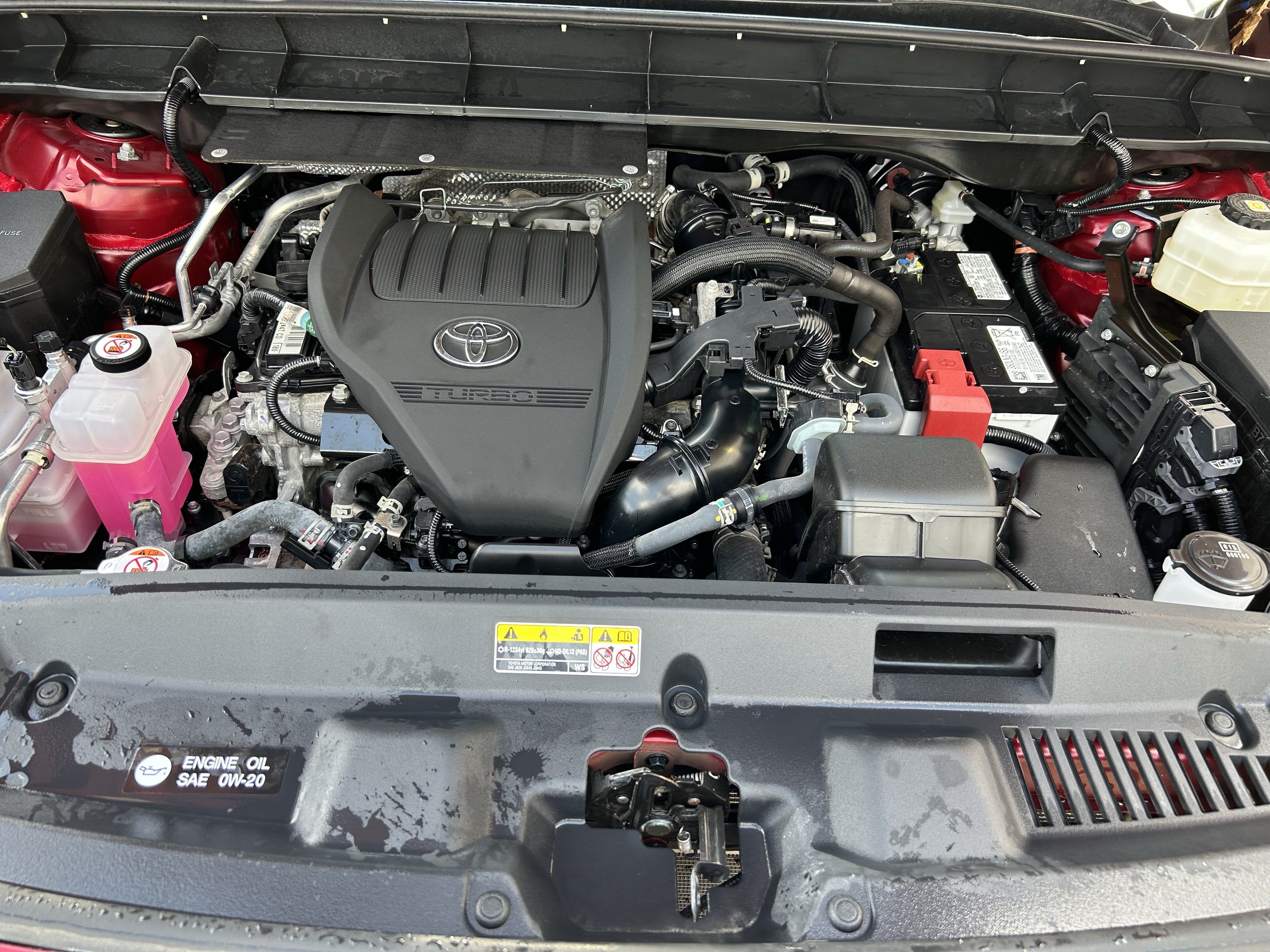 Used 2024 Toyota Highlander Platinum AWD/4WD image 12