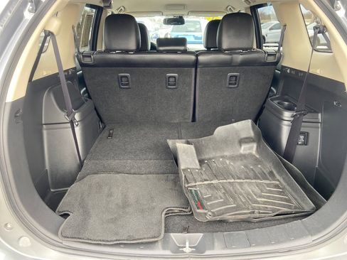Used 2017 Mitsubishi Outlander SEL image 18