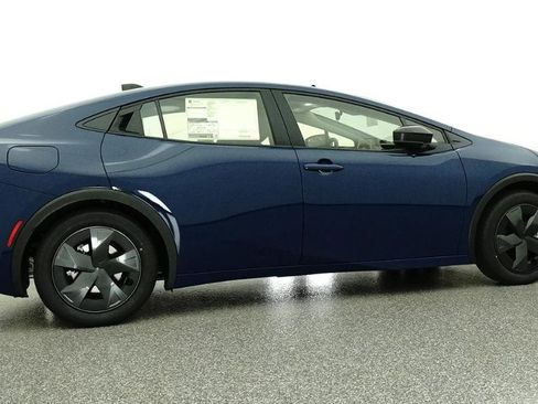 New 2026 Toyota Prius Plug-In Hybrid image 19