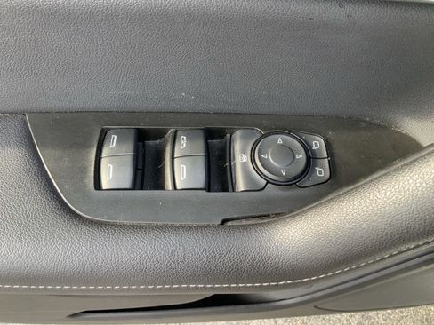 Used 2024 Chevrolet Blazer LT FWD image 23