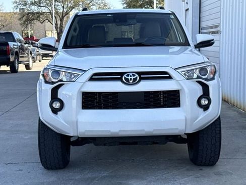 Used 2023 Toyota 4Runner SR5 Premium w/ Moonroof Package image 6