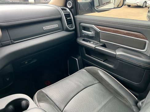 Used 2020 RAM 2500 Laramie image 10